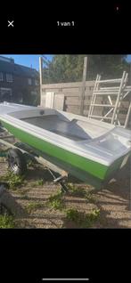 Speedboot met trailer en buitenboordmotoren, Watersport en Boten, Ophalen of Verzenden, Gebruikt