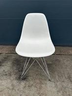 Vitra Eames DSR kuipstoelen (11 stuks), Vijf, Zes of meer stoelen, Kunststof, Design, Gebruikt