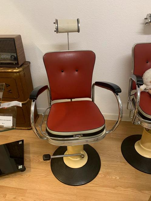 Barbier stoel (retro) kapper stoel.., Huis en Inrichting, Keuken | Servies, Overige typen, Overige stijlen, Overige materialen