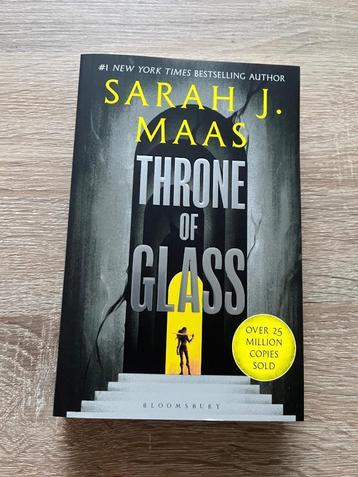 Boek Engels: A Throne of Glass Sarah J. Maas NIEUW beschikbaar voor biedingen