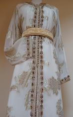 Te koop prachtige marokkaanse jurk takchita tekshita, Kleding | Dames, Gelegenheidskleding, Ophalen of Verzenden, Nieuw, Wit, Overige typen