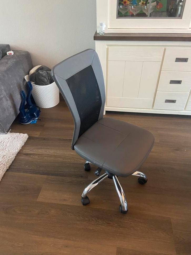Bureaustoel, Huis en Inrichting, Bureaustoelen, Gebruikt, Zwart, Ophalen