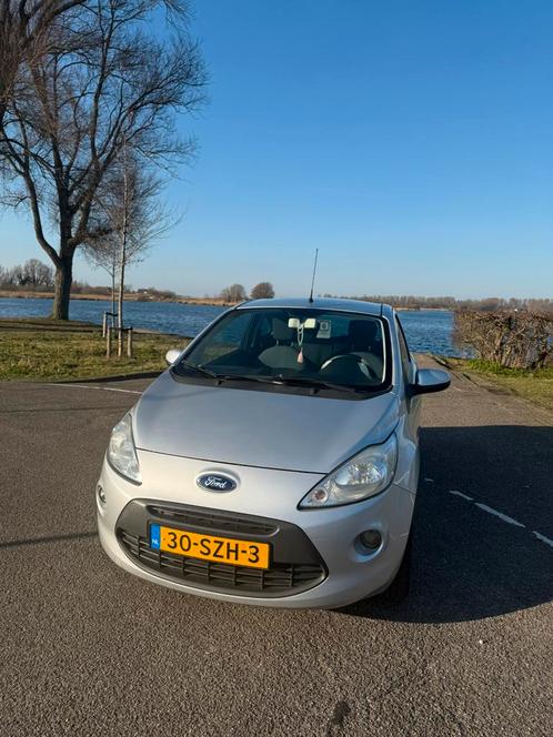 Ford Ka 1.2 69pk 2012 Grijs, Auto's, Ford, Particulier, Ka, Benzine, B, Hatchback, Handgeschakeld, Origineel Nederlands, Zilver of Grijs