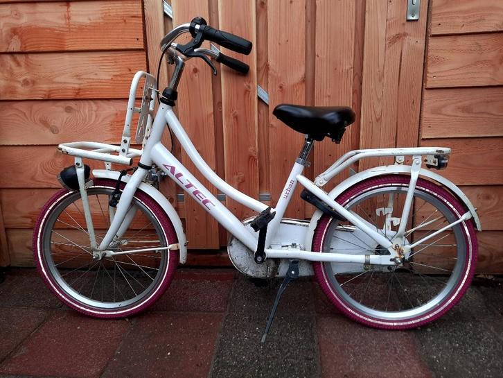 Altec meisjesfiets 20 inch, Fietsen en Brommers, Fietsen | Meisjes, Gebruikt, 20 inch, Handrem, Ophalen