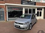 Volkswagen Touran 1.6 TDI Highline BlueMotion 7p., Euro 5, Stof, Gebruikt, Zwart