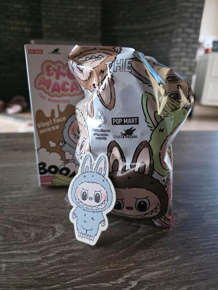 Popmart labubu exciting macaron sea salt coconut, Verzamelen, Poppen, Pop, Ophalen of Verzenden