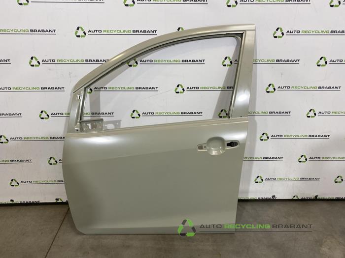 Portier 4Deurs links-voor van een Opel Agila, Gebruikt, -, Deur, -