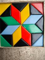 Klein plastic mosaic spelletje. Made in Hongkong jaren 60?, Ophalen of Verzenden, Minder dan 500 stukjes, Zo goed als nieuw