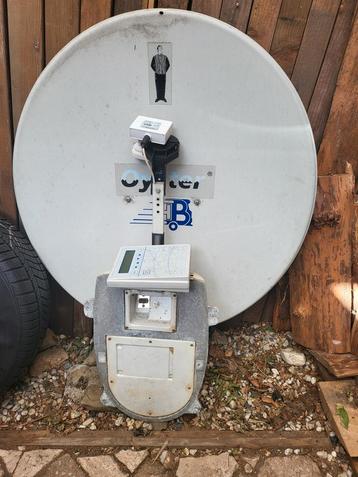 Automatische Satelliet Schotel Oyster beschikbaar voor biedingen