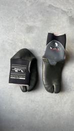 Atan Mistral surf schoentjes 38-39 3mm, Ophalen of Verzenden, Zo goed als nieuw, Overige typen