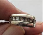 Stevige vintage zilveren ring met 7 kristallen 925 sterretje, Ophalen, Gebruikt, 17 tot 18, Dame