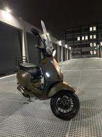 Vespa Sprint | 2016 | Geel kenteken, Fietsen en Brommers, Scooters | Vespa, Ophalen, Gebruikt, Overige modellen, Maximaal 45 km/u