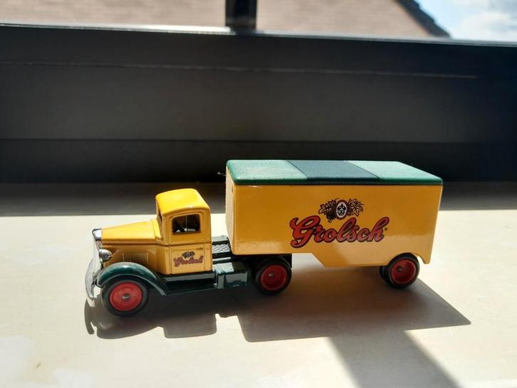 Te koop zgan Grolsch model vrachtwagen cadeautip man, Hobby en Vrije tijd, Modelauto's | 1:50, Zo goed als nieuw, Bus of Vrachtwagen