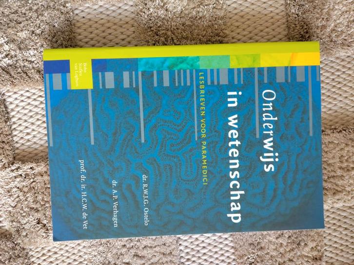 Onderwijs in wetenschap voor paramedici, Boeken, Wetenschap, Gelezen, Overige wetenschappen, Ophalen of Verzenden