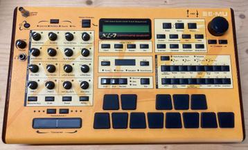 E-mu Command Station XL-7 Set - Vier ROMS - Gigbag - Lamp beschikbaar voor biedingen