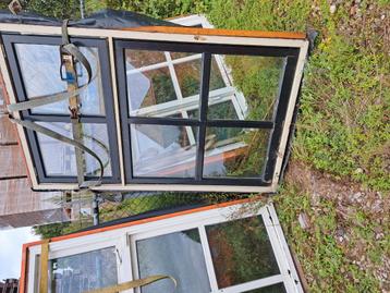 Hard houten kozijnen. Met dubbel glas.  beschikbaar voor biedingen