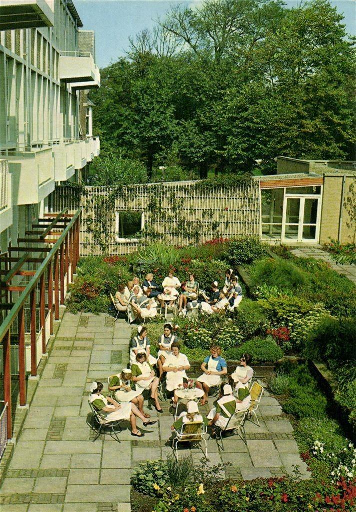 Nebo-Ziekenhuis, s-Gravenhage - Tuinzijde - ongelopen, Verzamelen, Ansichtkaarten | Nederland, Ongelopen, Zuid-Holland, Voor 1920