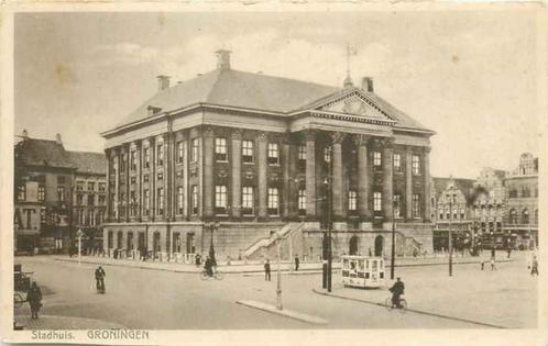 (301-202-001) Groningen Stadhuis, Verzamelen, Ansichtkaarten | Nederland, Groningen, Verzenden