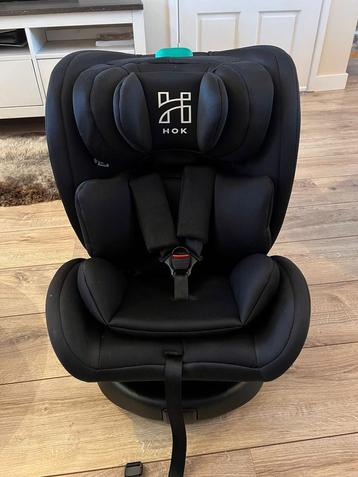 Autostoeltje met newbornhoes ! beschikbaar voor biedingen