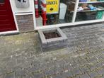 2 bloembakken 60x60 steen in Balk, Ophalen, Steen, Vierkant, Zo goed als nieuw