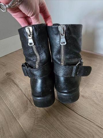 Ann rocks maat 41 zwart biker boots enkellaars met rits
 beschikbaar voor biedingen