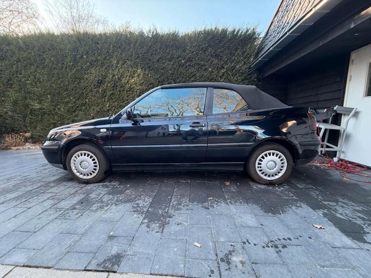 Volkswagen Golf 1.8 Cabriolet 66KW 2000 Blauw, Auto's, Volkswagen, Particulier, Golf, Alarm, Centrale vergrendeling, Metallic lak