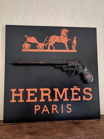 Hermes kunst item beschikbaar voor biedingen