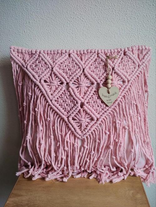 Macramé kussen. Sisters Forever., Sieraden, Tassen en Uiterlijk, Tassen | Damestassen, Nieuw, Shopper, Roze, Ophalen of Verzenden