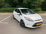 Ford Fiesta 1.25 44KW 5DR 2011 Wit, Auto's, Ford, Voorwielaandrijving, Stof, 1242 cc, 4 cilinders