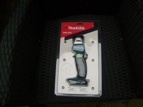 Koopje Nieuwe Makita Body lamp DML802 14.4 en 18 volt nu 25,, Doe-het-zelf en Verbouw, Gereedschap | Overige machines, Nieuw, Ophalen