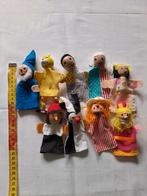 9 houten vinger poppenkast popjes, Kinderen en Baby's, Speelgoed | Poppen, Ophalen of Verzenden, Gebruikt, Overige typen
