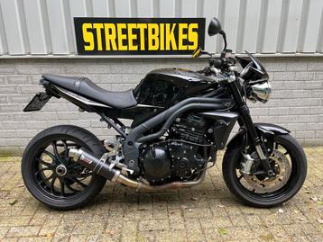 Triumph SPEED TRIPLE (bj 2009) beschikbaar voor biedingen