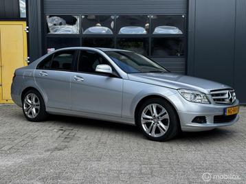 Mercedes C-klasse 180 K , Airco , stoelverwarming beschikbaar voor biedingen
