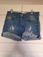 Korte spijkerbroek van LTB – maat 36
Model: Loose Fit Bermud, Blauw, Ophalen of Verzenden, Zo goed als nieuw, LTB