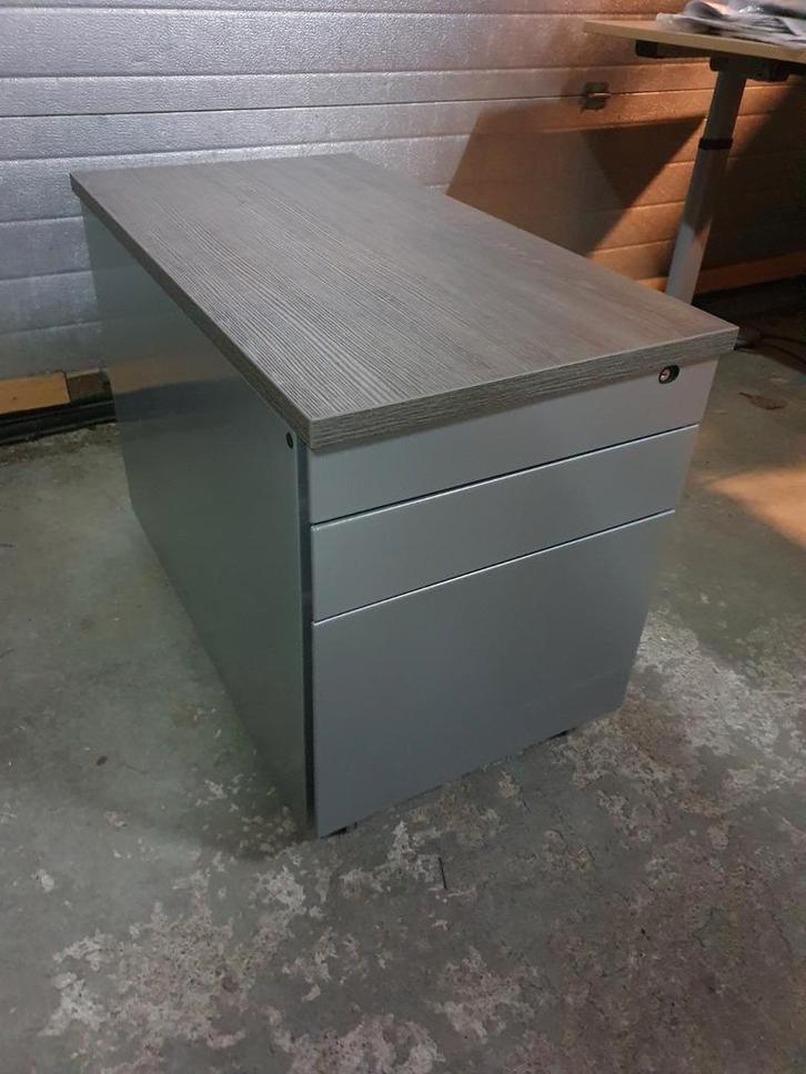 Ahrend ladeblok met nieuw topblad naar keuze, Huis en Inrichting, Kasten | Roldeurkasten en Archiefkasten, Zo goed als nieuw, Minder dan 100 cm