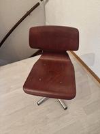Vintage schoolstoeltje, bruin, Ophalen, Gebruikt, Overige typen