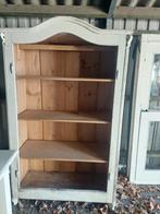 Oude white Brocante kast, Ophalen