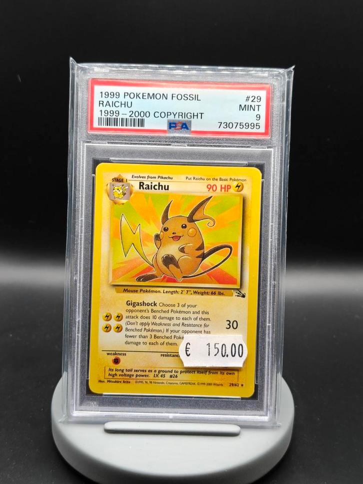Raichu 29/62 Fossil - Pokemon Kaart - PSA 9, Hobby en Vrije tijd, Verzamelkaartspellen | Pokémon, Zo goed als nieuw, Losse kaart
