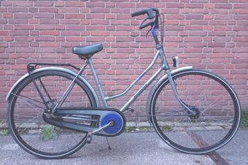 Batavus  locarno damesfiets met 3 versnellingen trommelrem beschikbaar voor biedingen