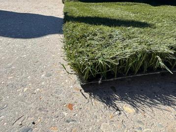 Kunstgras gebruikt beschikbaar voor biedingen
