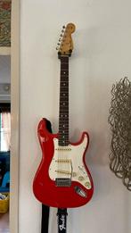 Fender player 2 stratocaster. Coral red., Ophalen of Verzenden, Zo goed als nieuw, Fender