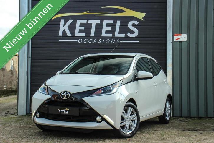 Toyota Aygo 1.0 VVT-i x-play CAMERA / LUXE uitvoering, Auto's, Toyota, Bedrijf, Te koop, Aygo, ABS, Achteruitrijcamera, Airbags