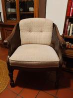 Vintage fauteuil met rieten details, Ophalen
