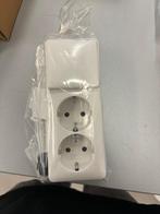 gira tweevoudig stopcontact met randaarde en wissel wit, Ophalen of Verzenden, Nieuw