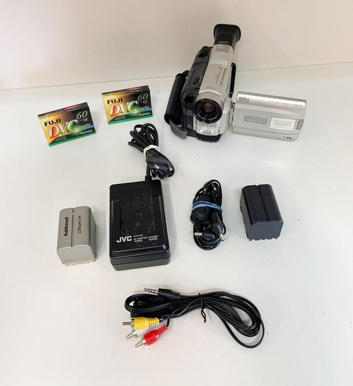 JVC GR-DVL300E Mini DV met Firewire om direct DIGITALISEREN, Audio, Tv en Foto, Videocamera's Digitaal, Zo goed als nieuw, Camera