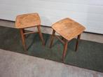 Leuke Vintage gebruikte houten kruk krukjes 2x Altijd welkom, Ophalen, Gebruikt, Hout