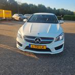 Mercedes-Benz CLA 180 122pk 7G-DCT 2015 Wit, Auto's, Mercedes-Benz, CLA, 730 kg, 74 €/maand, 4 cilinders