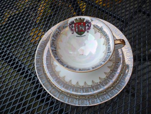 Fraai kopje met schoteltjes. Rudesheim Bavaria Germany., Huis en Inrichting, Keuken | Servies, Gebruikt, Kop(pen) en/of Schotel(s)