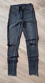 Cheap monday ripped high waist jeans maat 28/29, Ophalen of Verzenden, Gedragen, Blauw, W28 - W29 (confectie 36)