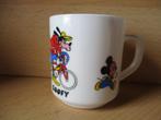 Disney Goofy mok wielrennen met Pluto en Puk 9cm 1987, Ophalen of Verzenden, Goofy of Pluto, Gebruikt, Servies